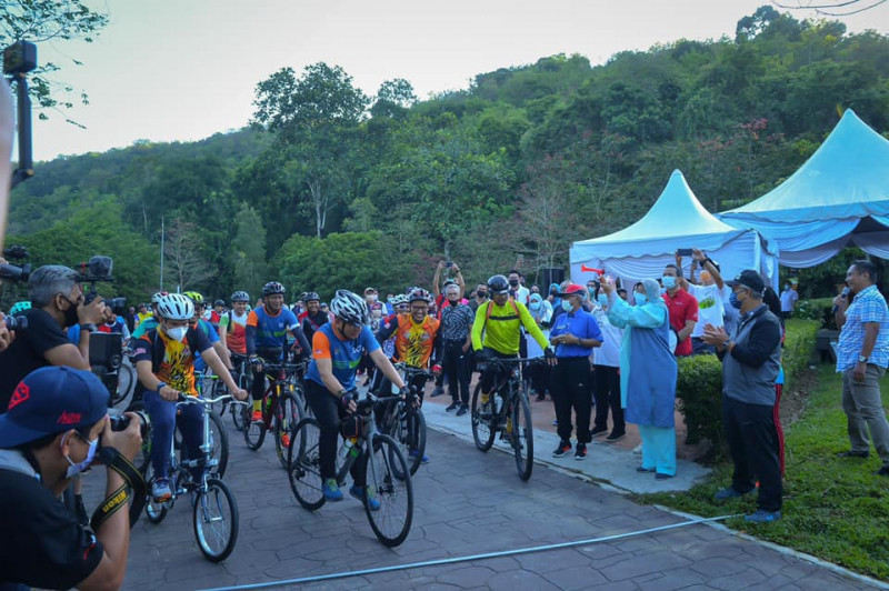 zuraida_kamaruddin_biycle_race_-_zuraida_kamaruddin_fb_pic