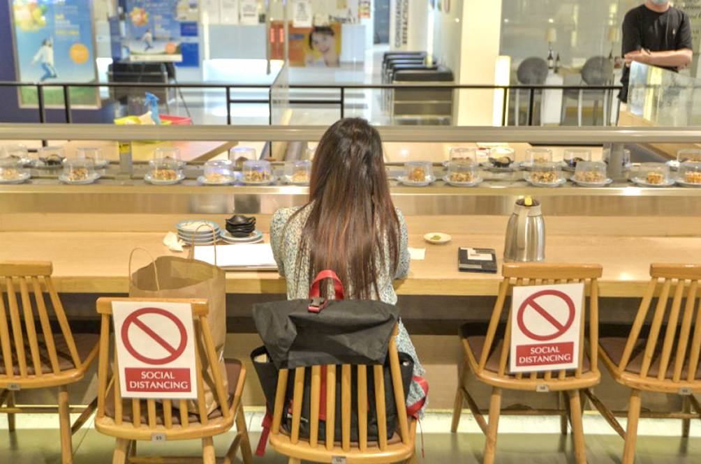 20200526sn2_malaysia_shopping_mall_social_distancing-seo