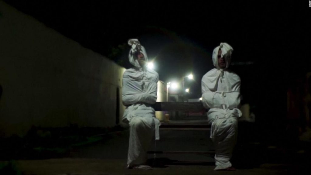 200413165224-indonesia-ghost-volunteers-pocong-intl-full-169