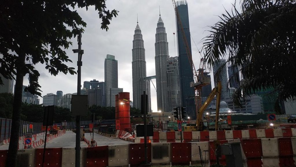 1280px-Kuala_Lumpur_City_Centrer_during_MCO_in_April_2020_02
