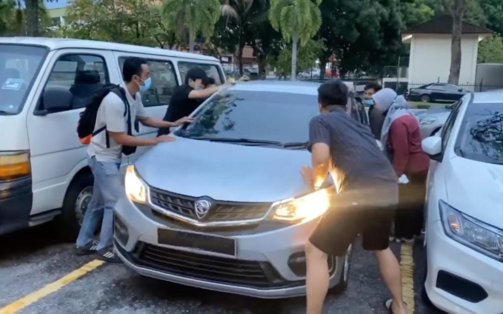 vocket-kanak-perempuan-tertidur-proton-persona-header