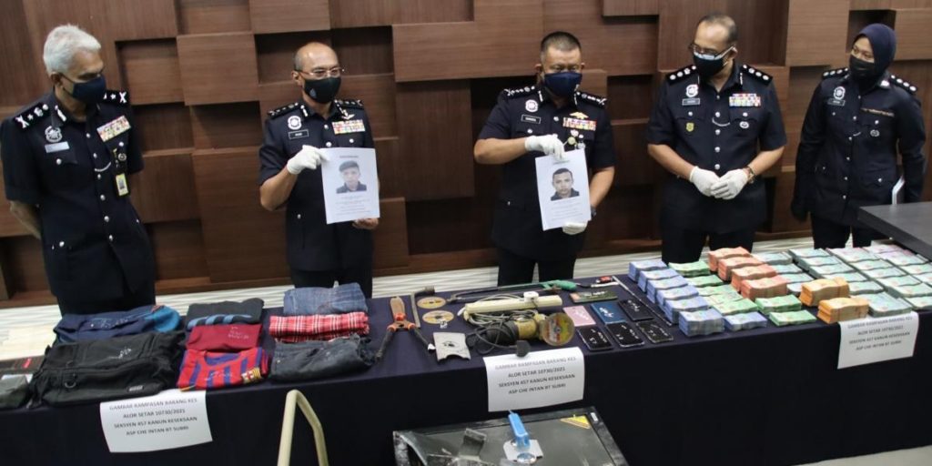 vocket-tiga-polis-rompak-syarikat-logistik-header