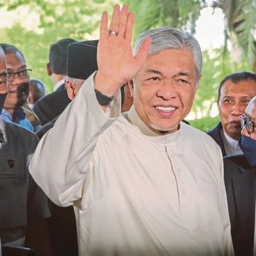 Zahid Hamidi terlepas tuduhan rasuah