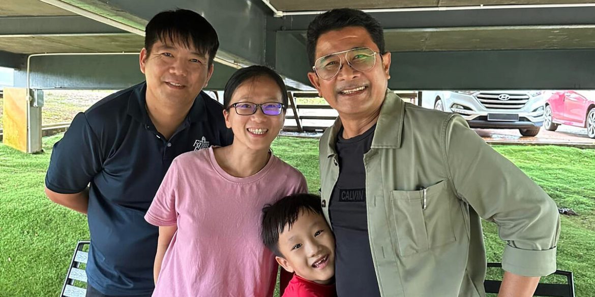 Ini Kisah 'Boss Susu' Pinjamkan Modal Sampai Bisnes Kawan Cina Capai RM25 Juta Setahun