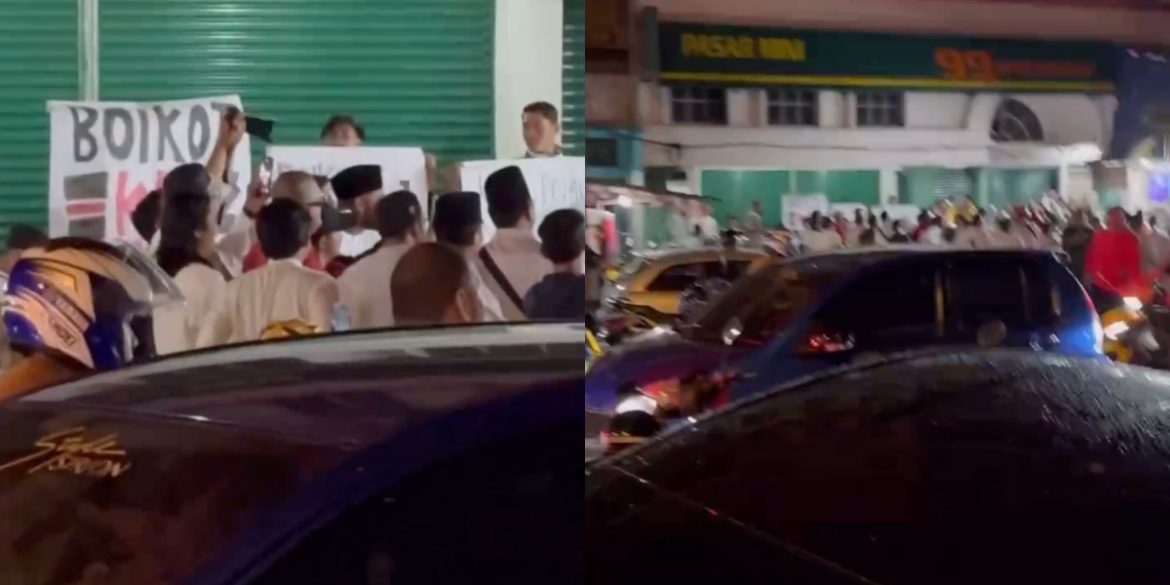 Sekumpulan 'Anti-KK Mart' Dirakam Tersalah Kedai Semasa Buat Protes