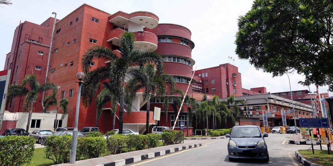 Dakwa Rawatan Hospital Kerajaan Lambat