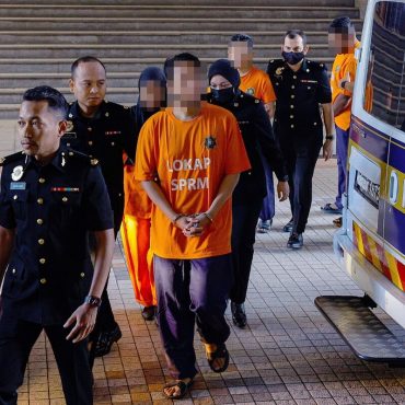 SPRM Beku 20 Akaun Bernilai RM740,000 Milik Pasangan 'Influencer'