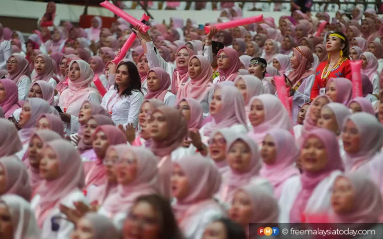 Nabila Huda