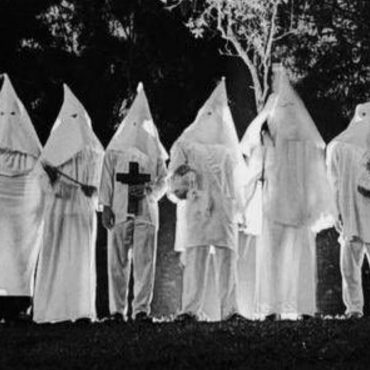 'Pelajar Pakai Jubah Ku Klux Klan Untuk 'Assignment' – UiTM