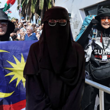 Zizi Kirana Jarang ‘Video Call’ Keluarga Sepanjang Misi Kemanusiaan – ‘Saya Tak Mahu Mereka Sedih’