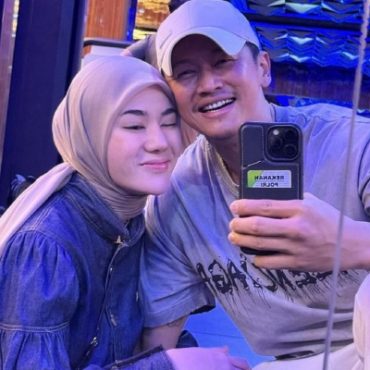 Baru Dua Bulan Kahwin, Pempengaruh Dedah Rumah Tangga Retak Sebab Tak Padam Gambar Bekas Kekasih