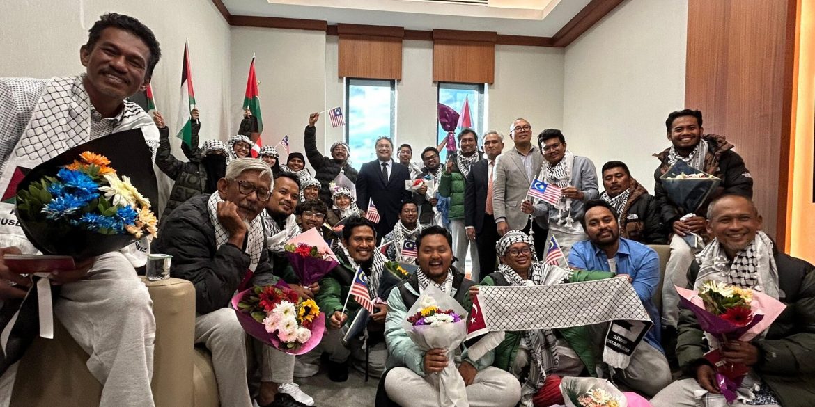 'Himpunan Khas Sambut Kepulangan Aktivis Sumud Flotilla Bakal Dianjurkan' – Anwar Ibrahim