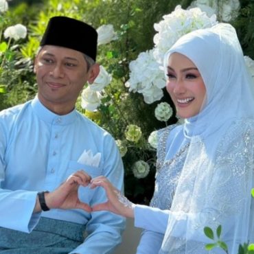 [VIDEO] Erra Fazira Akui Bukan Mudah Ambil Keputusan Berkahwin, Mahu Layari Bahtera Harmoni Dengan Suami – ‘Nak Cari Ketenangan’