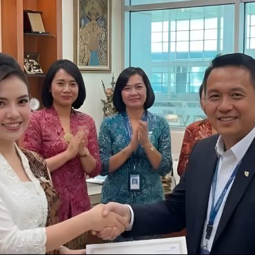 Wanita Palembang Kantoi Berlakon Jadi Pramugari Kini Terima Tawaran 'Sebenar'