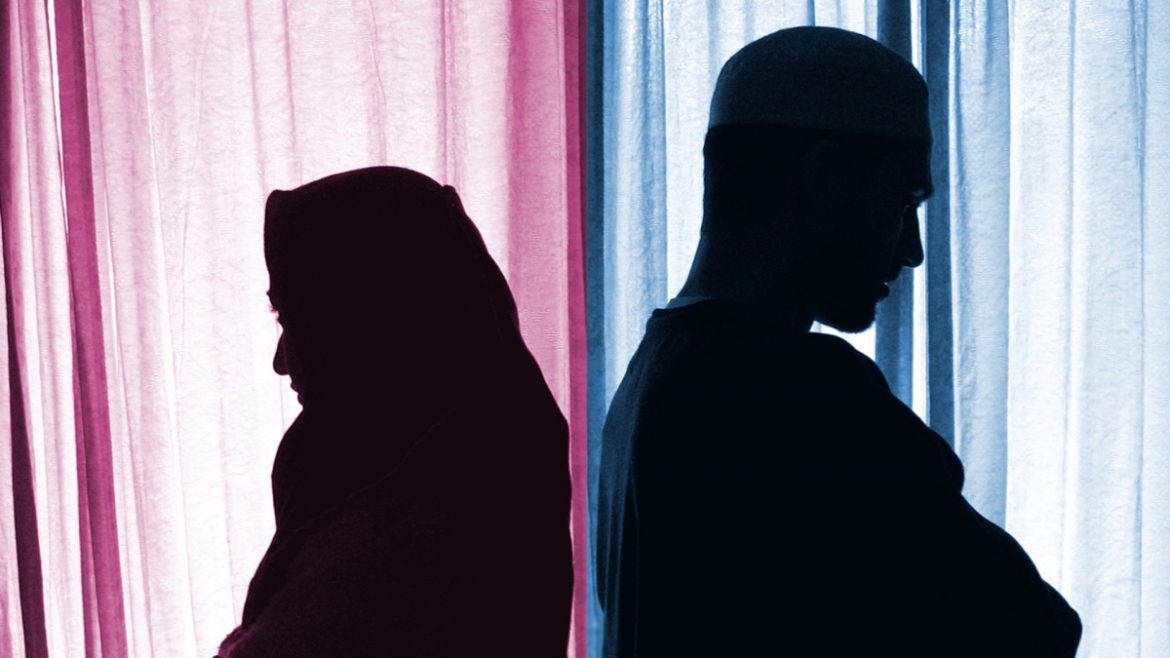 Suami Lafaz Talak Sebab Isteri Hamil Penat Nak ‘Bersama’, Alasan Susah Nak Mandi & Cangkung