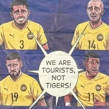 'Kami Pelancong Bukan Harimau,' Penyokong Vietnam Sindir 7 Pemain Warisan Harimau Malaya Yang Digantung