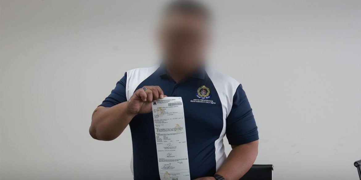 Tular Buang Sampah Dari Kenderaan Jabatan, DBKL Buktikan Tiada 'Pilih Bulu' Saman Kakitangan Sendiri