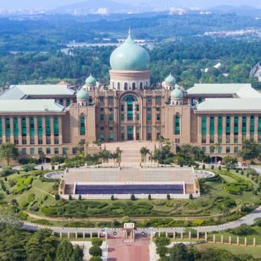 Dijangka Semurah RM60 Sebulan, Ini Butiran Awal Pelan Insurans Baharu Kerajaan 'MediAsas'
