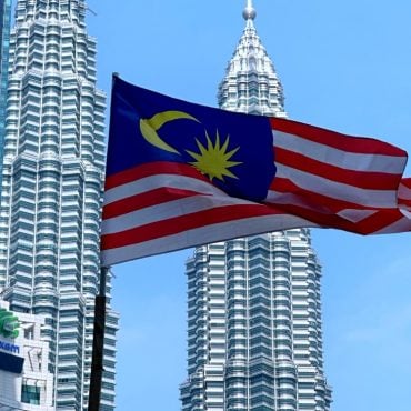 Ekoran Isu 'Brand Seberang', Netizen Kongsi Senarai Produk Tempatan Yang Wajib Disokong