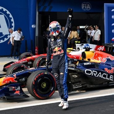 'Sungguh Luar Biasa' – Max Verstappen Sebak, Tamatkan Kemarau 'Pole' Pertama F1 2026 Di Malaysia